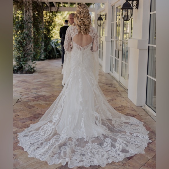 All Who Wander Lenox Wedding Gown DISCONTINUED STYLE